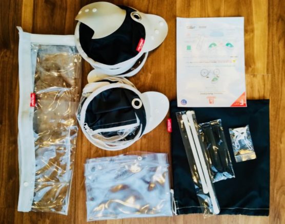 子供乗せ自転車用レインカバー「リトルキディーズ」のパーツ一式