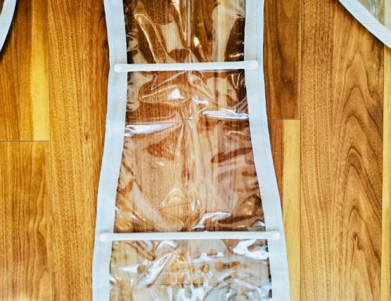 子供乗せ自転車用レインカバー「リトルキディーズ」の組み立て〜フロントパネル部分