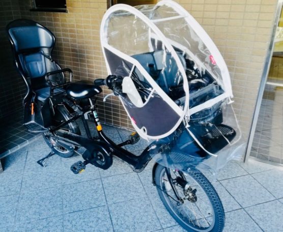 子供乗せ自転車用レインカバー「リトルキディーズ」の取り付け〜取り付け完了後